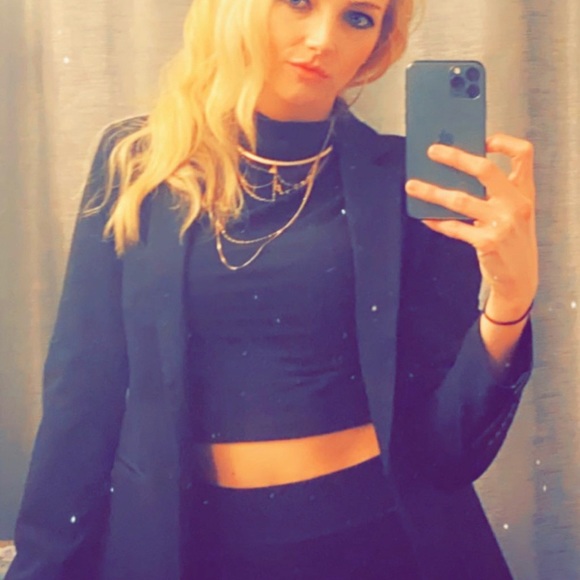 Meet your Posher, Marissa - Picture 13 of 15